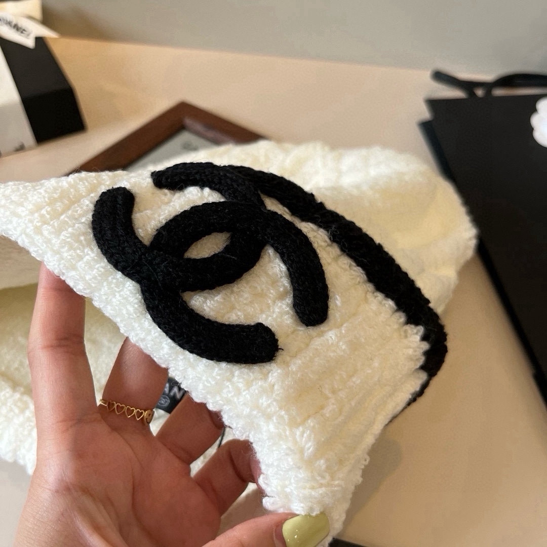 🆕

Chanel香奈儿针织毛线帽