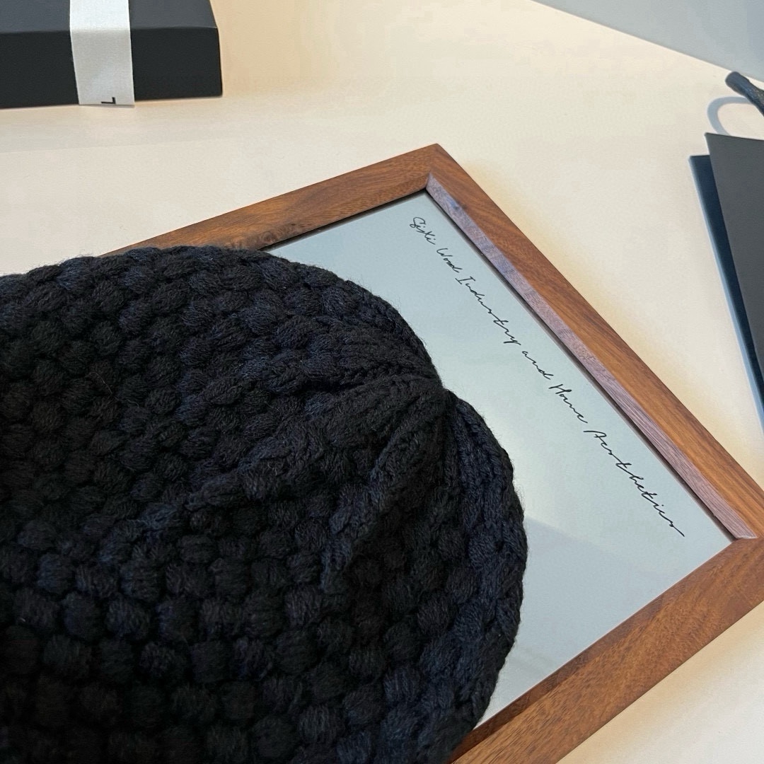 🆕

Chanel香奈儿针织毛线帽