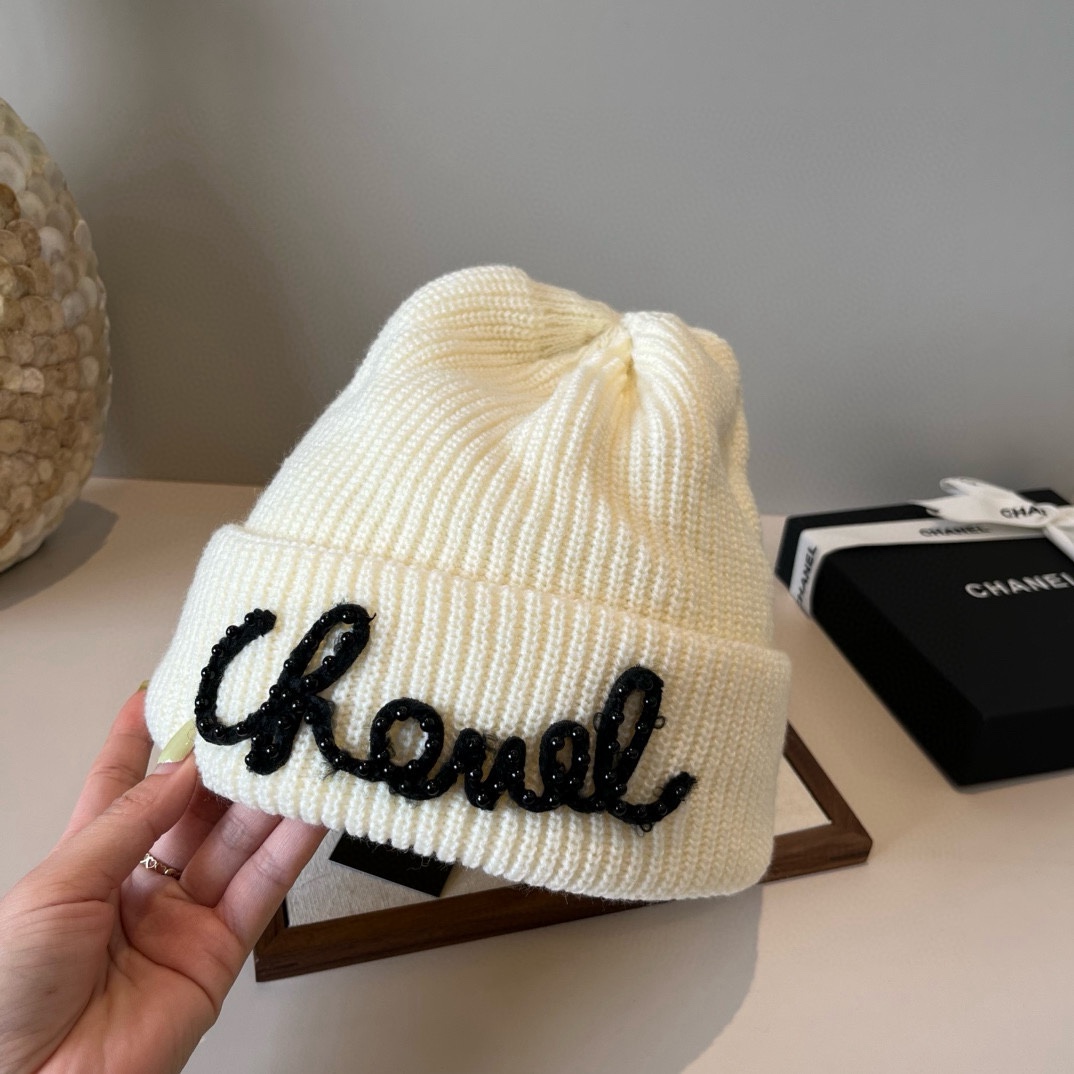 🆕

Chanel香奈儿针织毛线帽