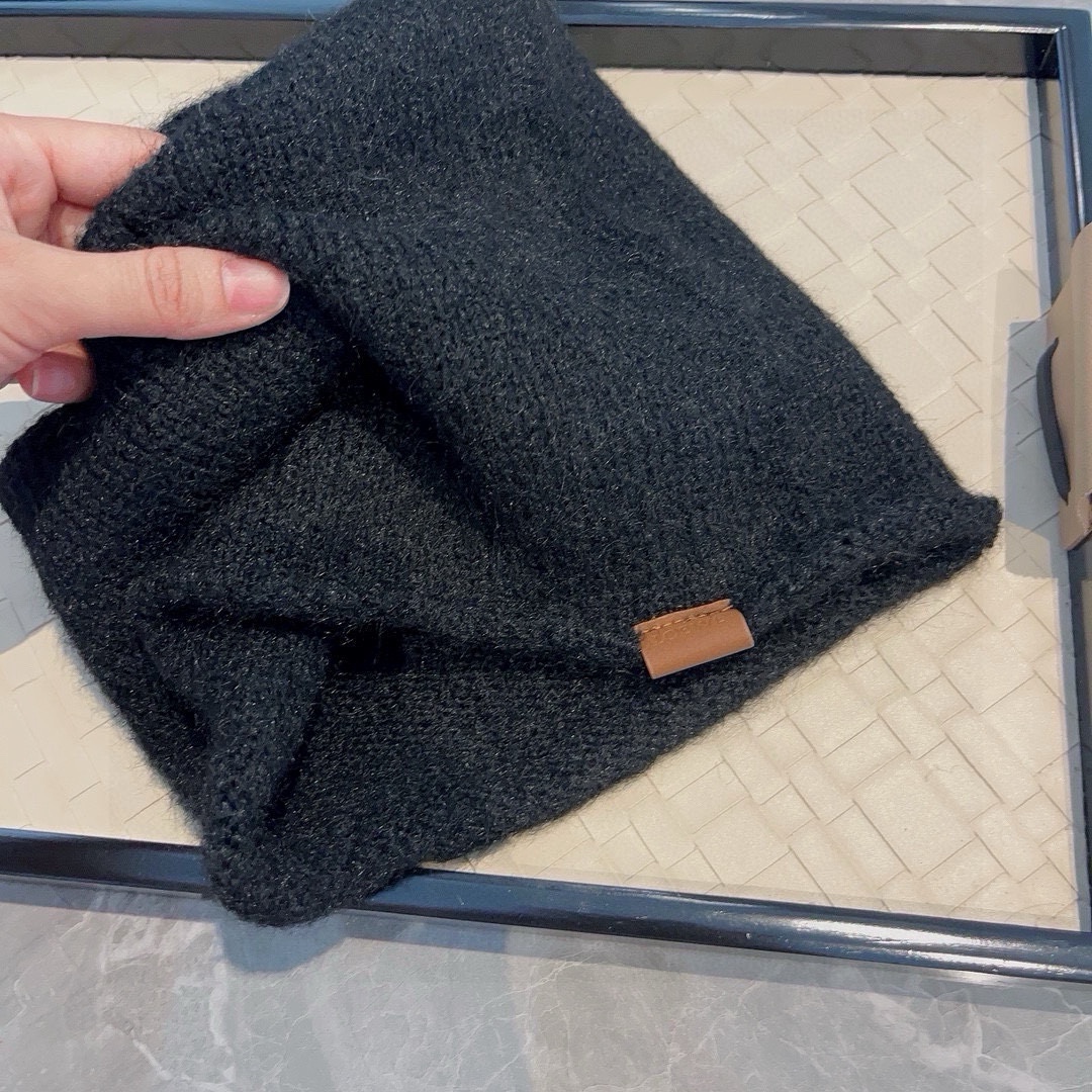 🆕
LOEWE罗意威秋冬新款毛线帽，嘻哈风针织帽，男女款毛线帽 4个色