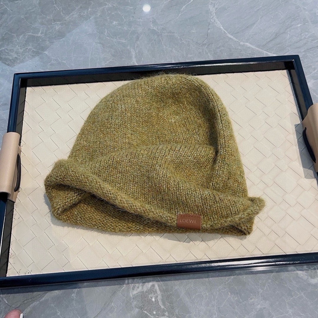 🆕
LOEWE罗意威秋冬新款毛线帽，嘻哈风针织帽，男女款毛线帽 4个色