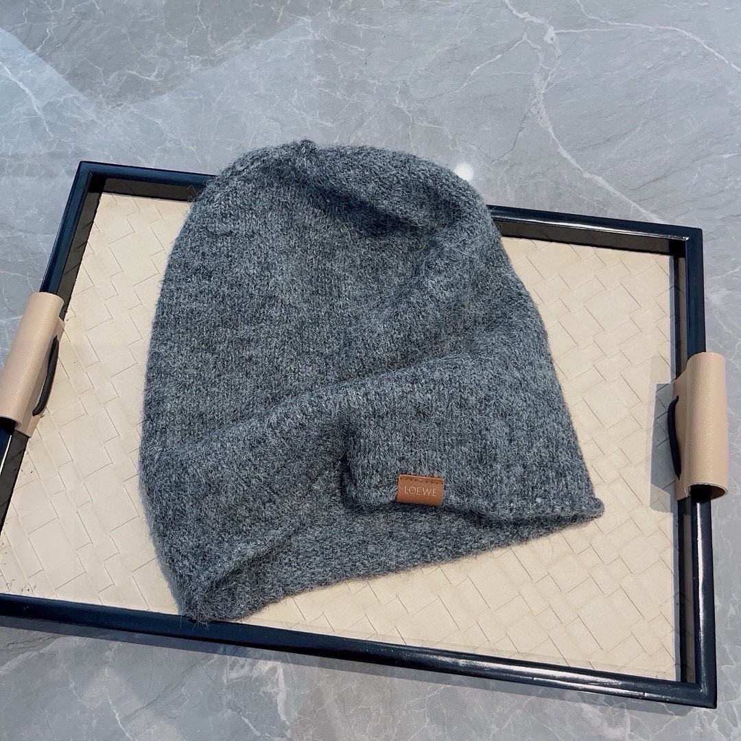 🆕
LOEWE罗意威秋冬新款毛线帽，嘻哈风针织帽，男女款毛线帽 4个色