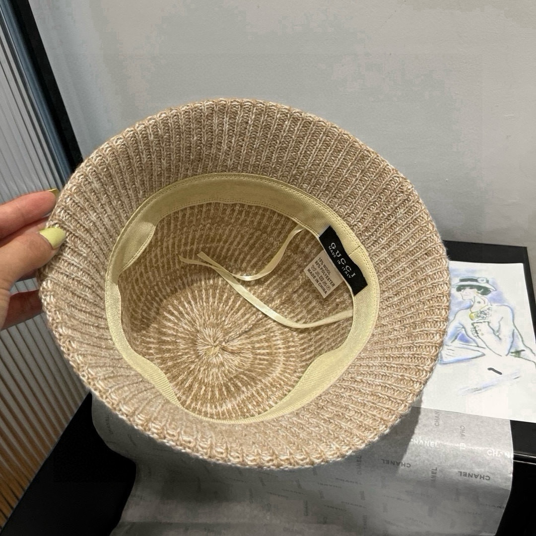 🆕

Gucci古奇新款毛毛混色渔夫帽，秋冬必备，百搭款，头围57cm