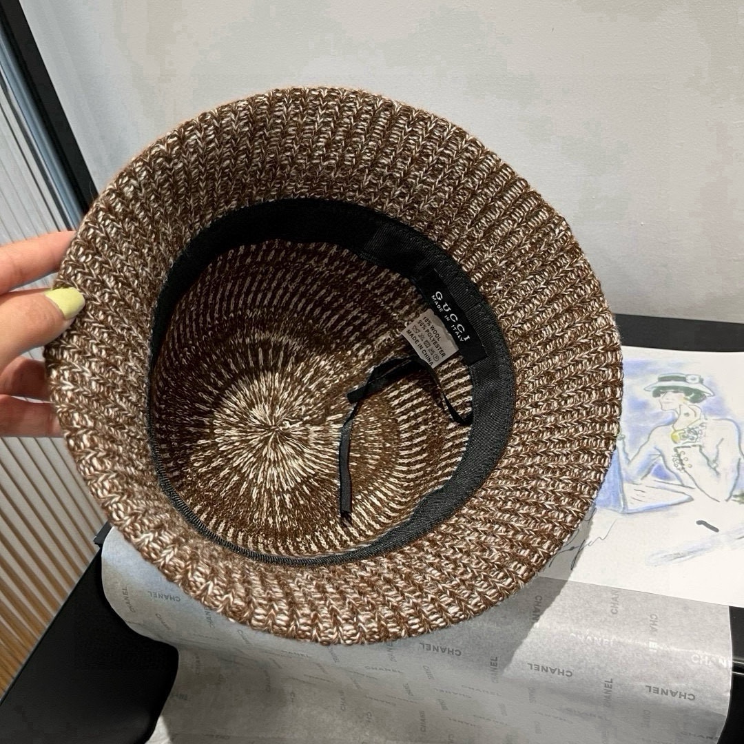 🆕

Gucci古奇新款毛毛混色渔夫帽，秋冬必备，百搭款，头围57cm