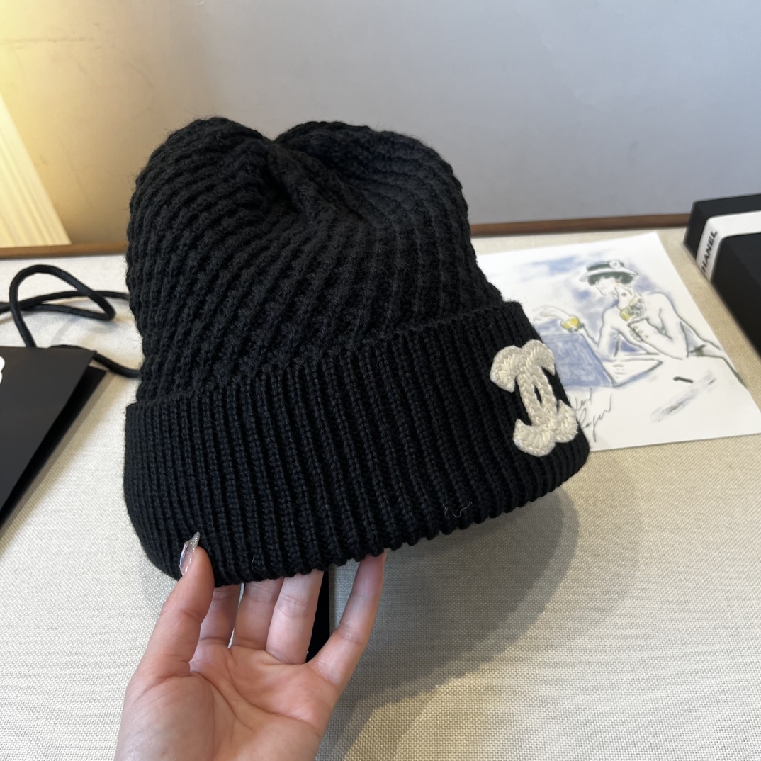 🆕

Chanel香奈儿针织毛线帽