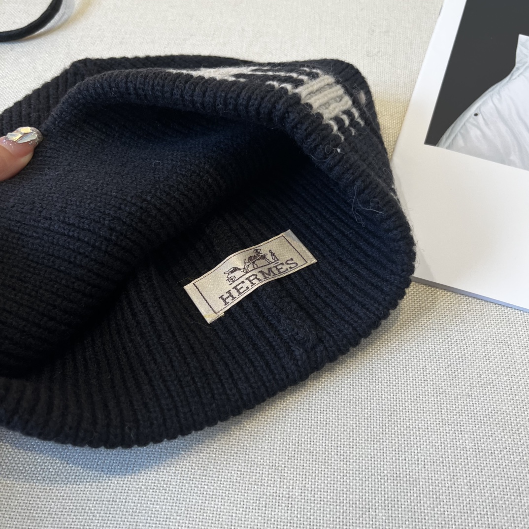 🆕

Hermes爱马仕新款针织毛线帽