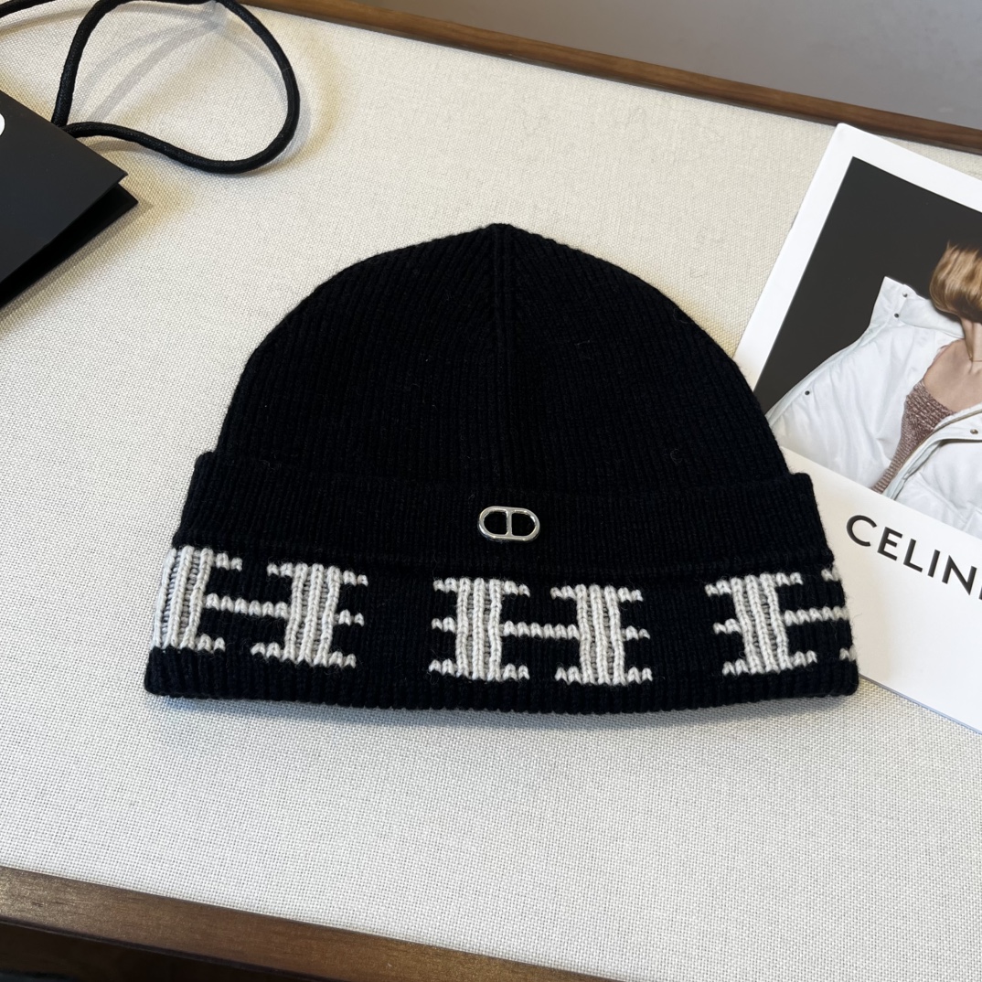 🆕

Hermes爱马仕新款针织毛线帽