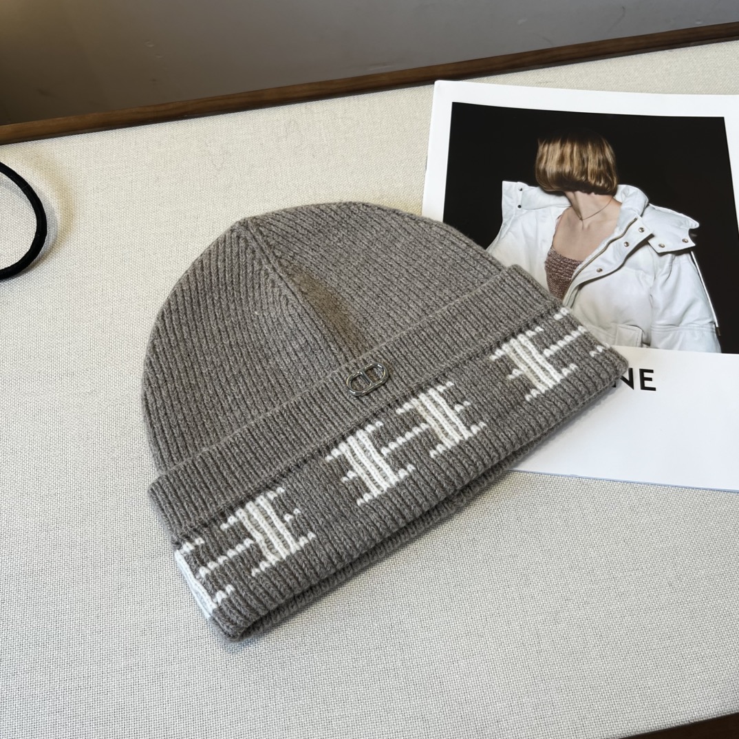 🆕

Hermes爱马仕新款针织毛线帽