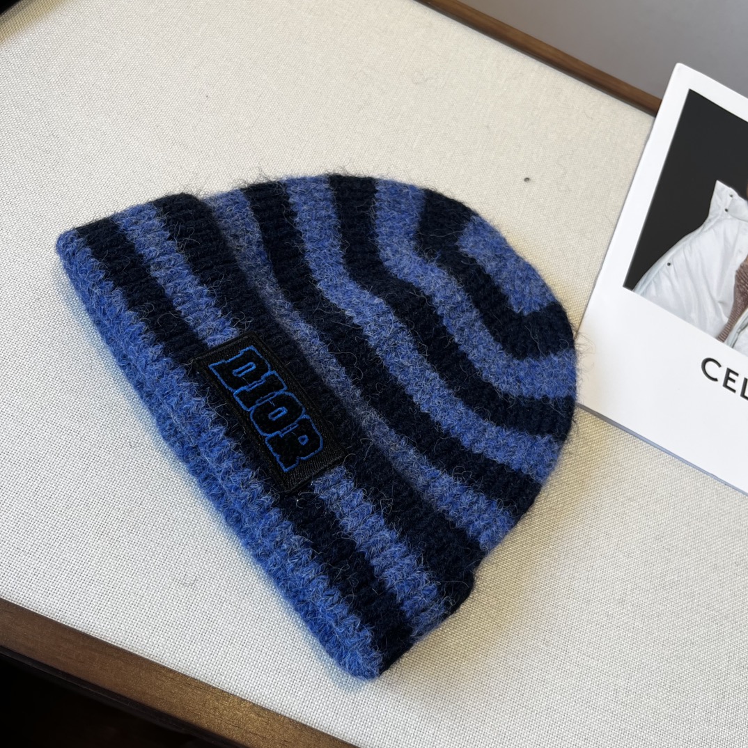 🆕

Dior Miss迪奥针织毛线帽，羊毛帽