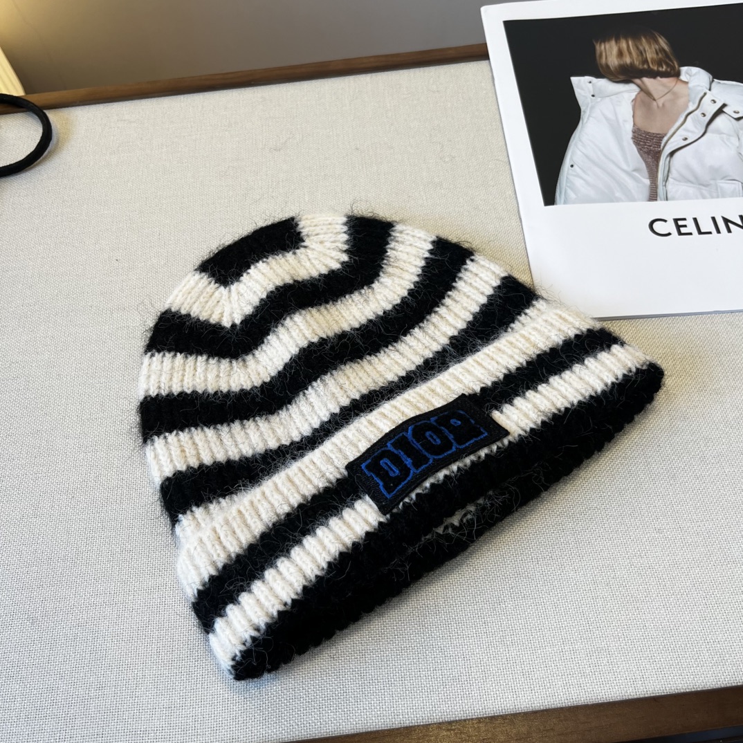 🆕

Dior Miss迪奥针织毛线帽，羊毛帽