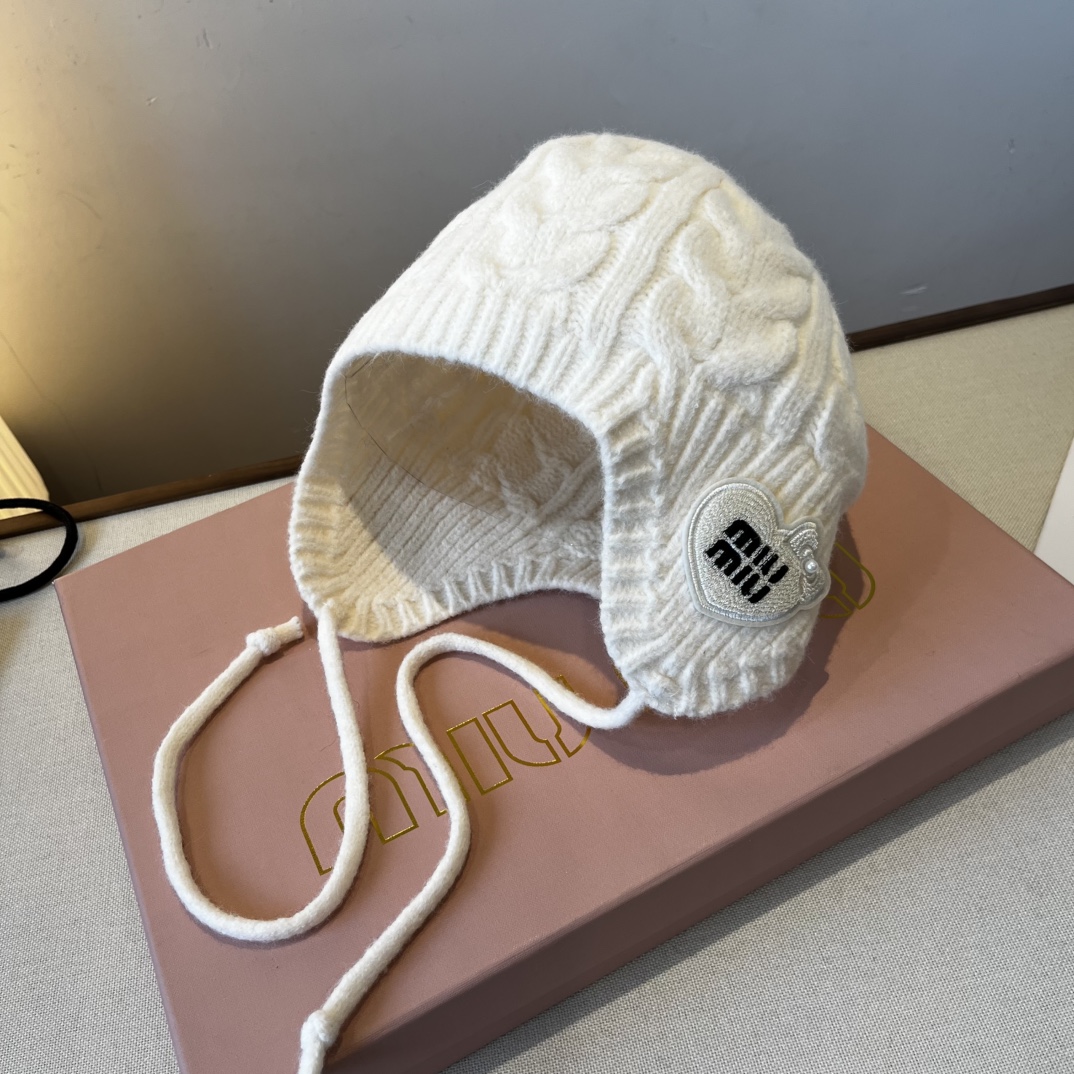 🆕

缪缪针织毛线帽、护耳帽