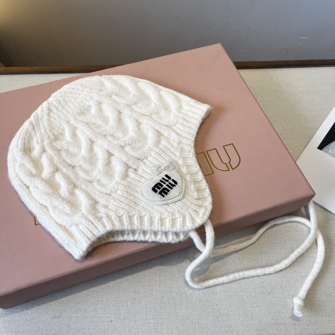 🆕

缪缪针织毛线帽、护耳帽