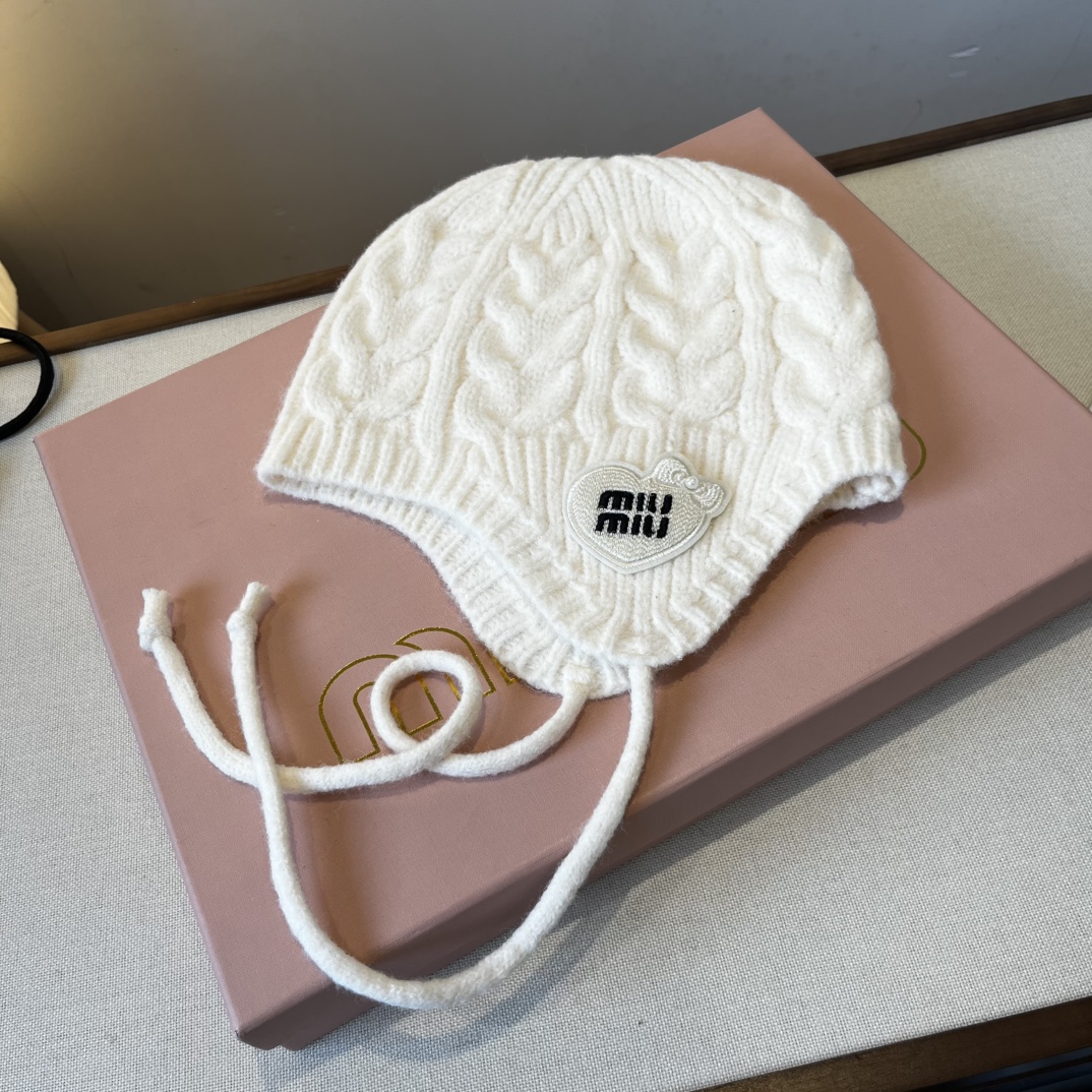 🆕

缪缪针织毛线帽、护耳帽