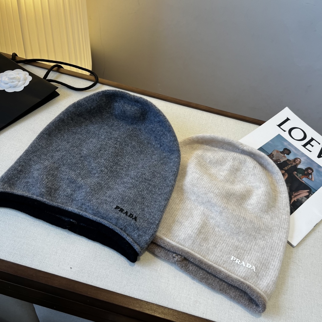 🆕

普拉达新款羊毛帽，中性款毛线帽，百分百羊毛面料%🦙