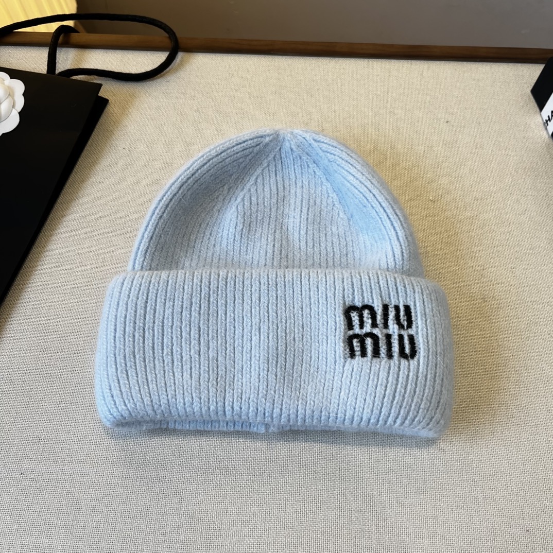 🆕

缪缪miumiu新款毛线帽