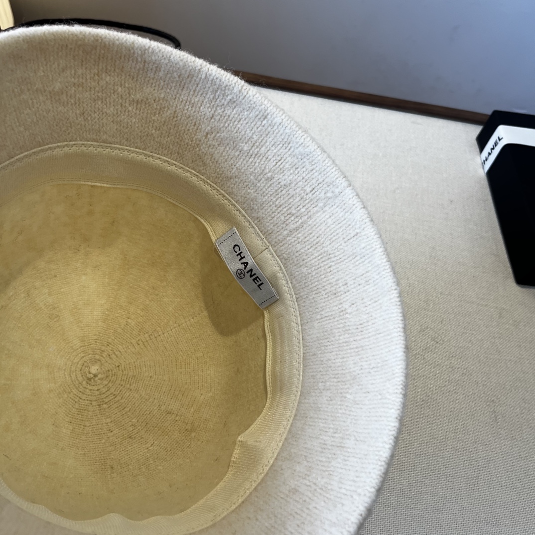 🆕

Chanel香奈儿新款羊毛渔夫帽 ,可折叠