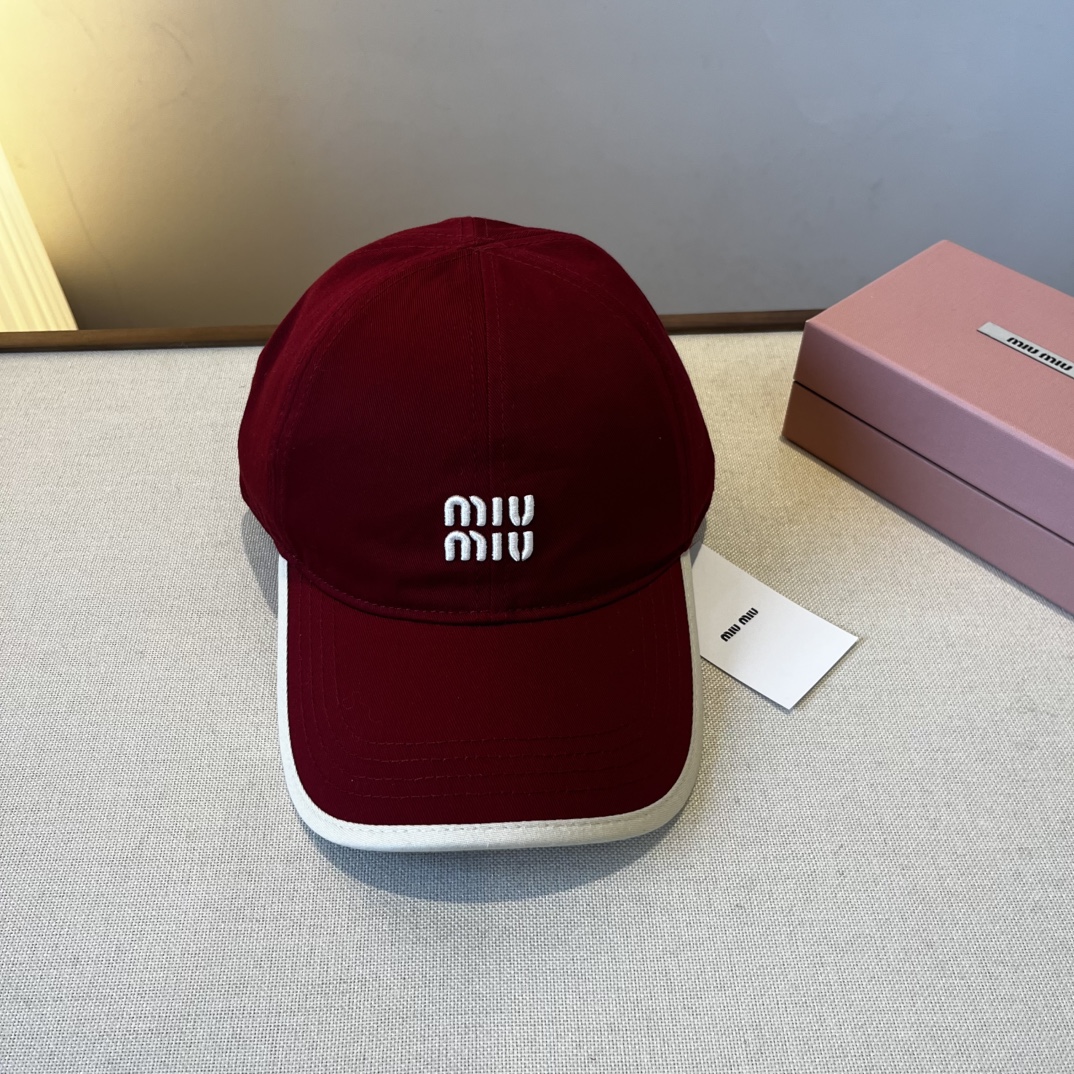 🆕

miumiu缪缪新款鸭舌帽，25年专柜新款，头围57cm