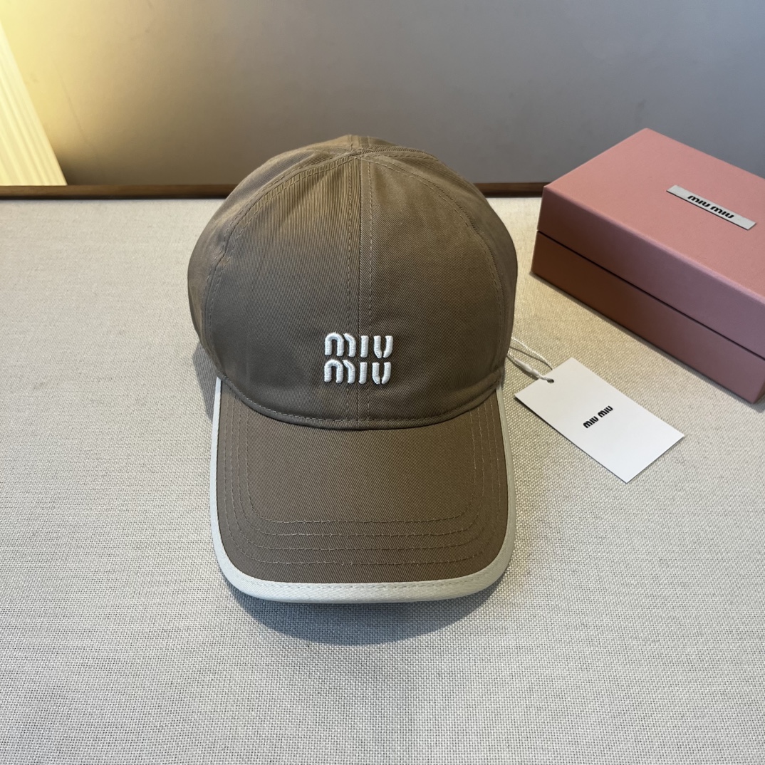 🆕

miumiu缪缪新款鸭舌帽，25年专柜新款，头围57cm
