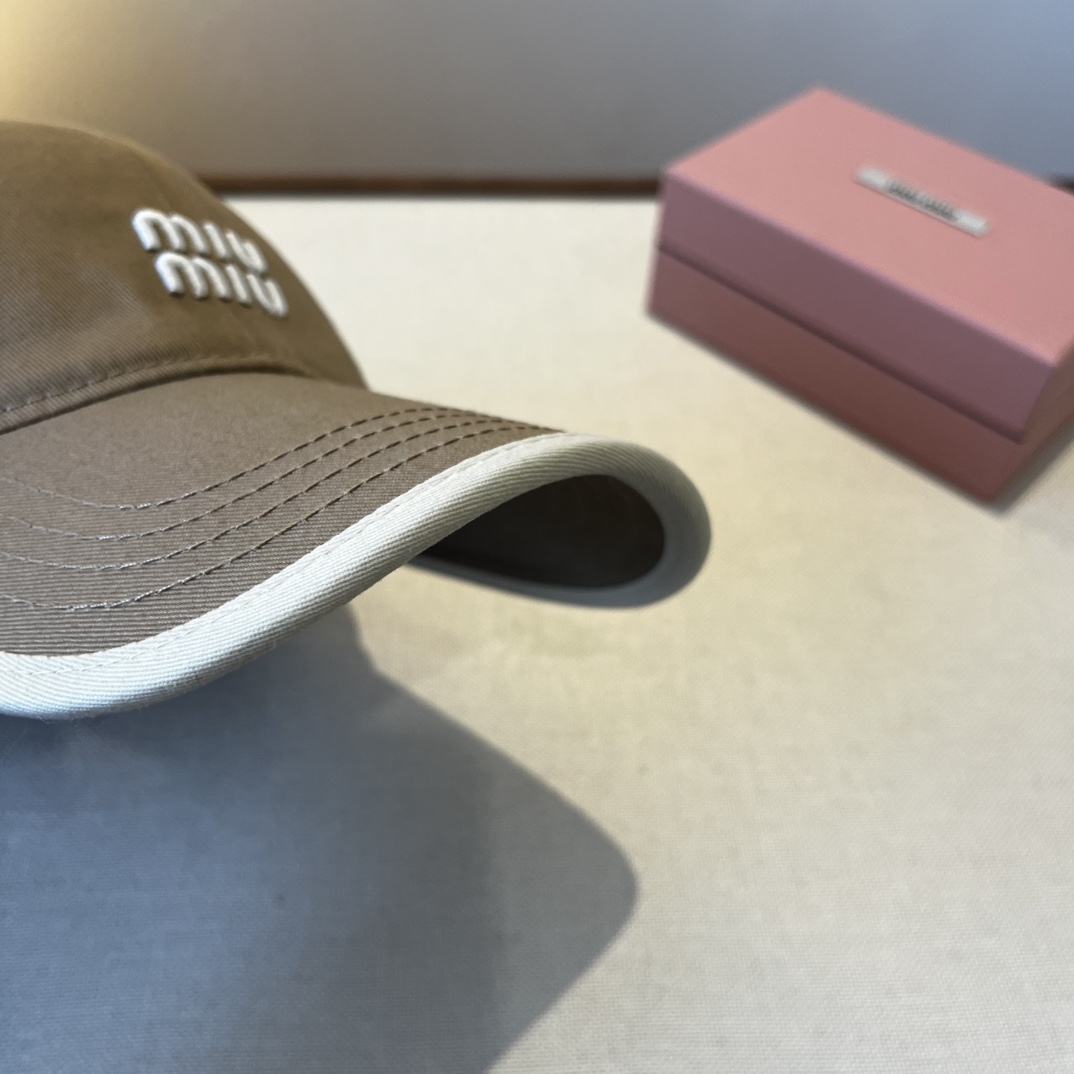 🆕

miumiu缪缪新款鸭舌帽，25年专柜新款，头围57cm