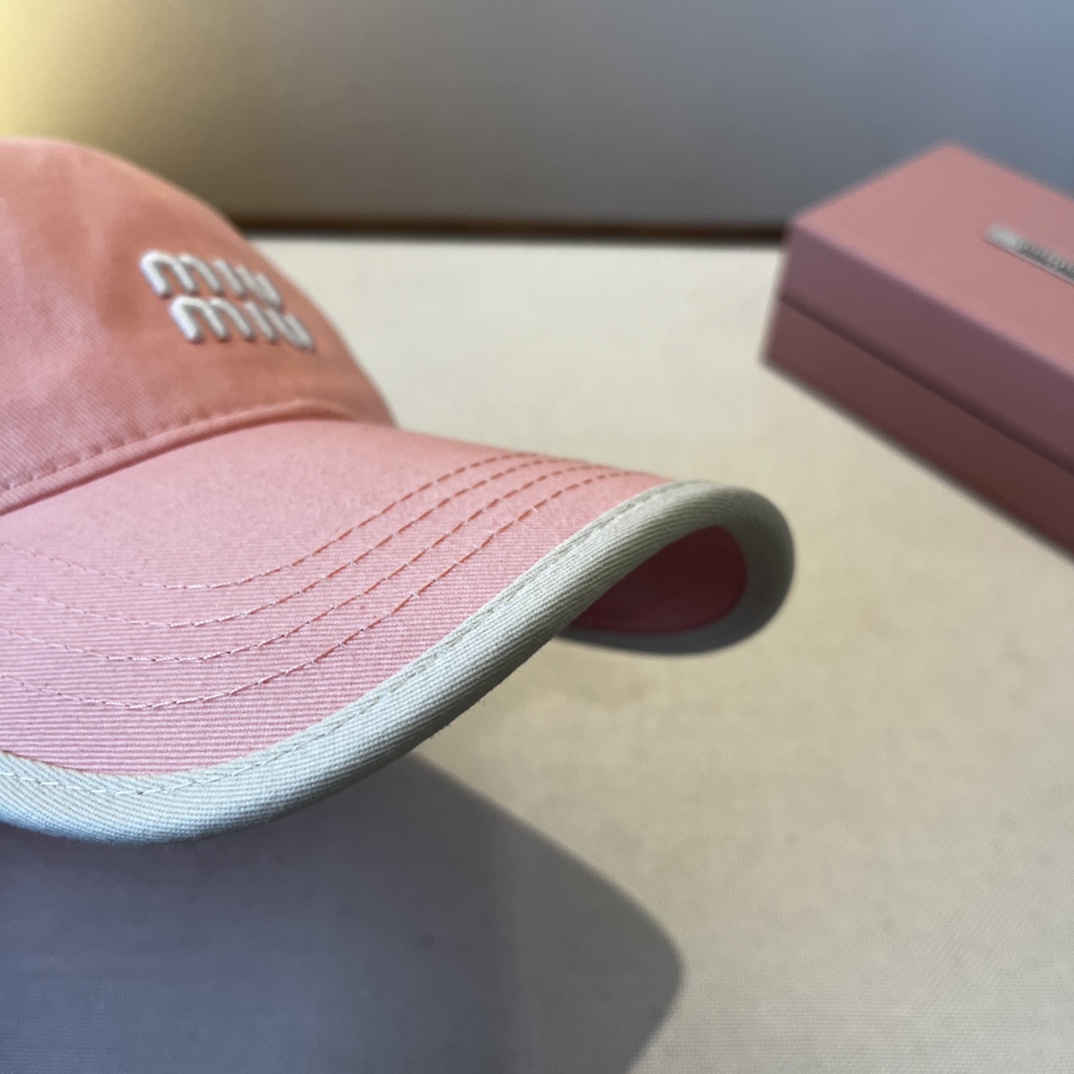 🆕

miumiu缪缪新款鸭舌帽，25年专柜新款，头围57cm