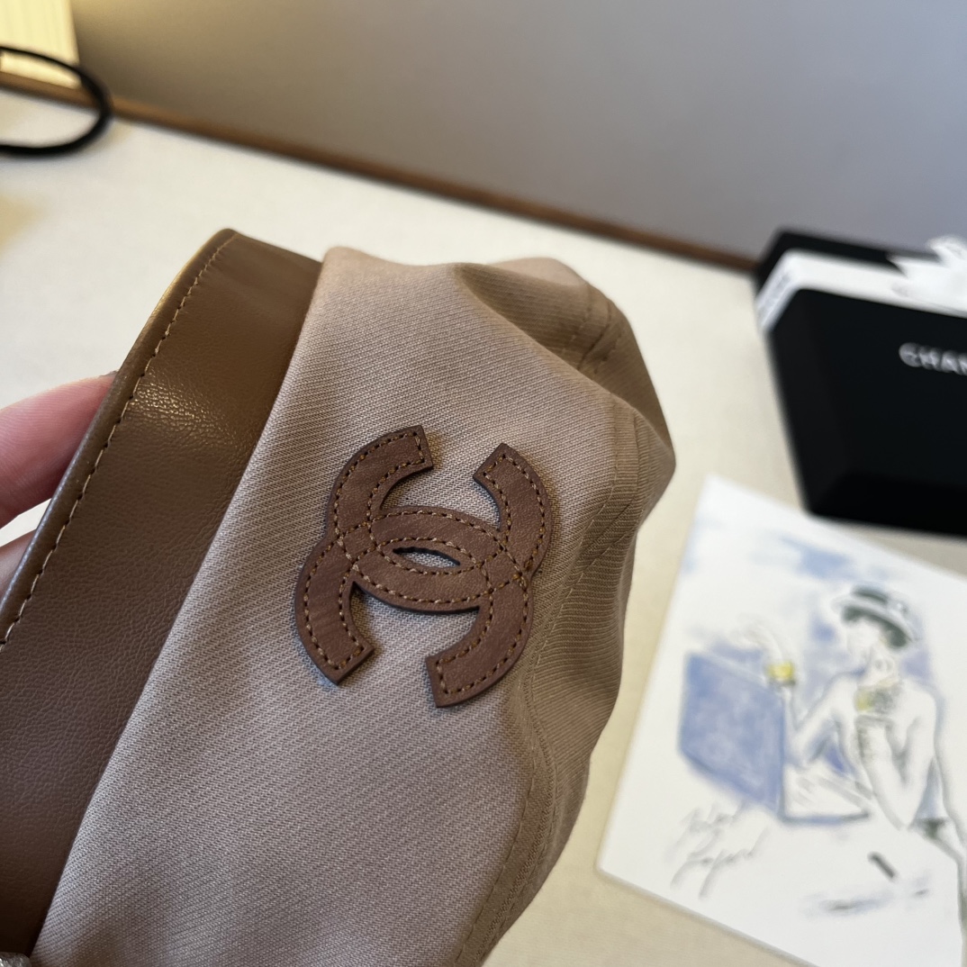 🆕

Chanel香奈儿新款贝雷帽 头围57cm