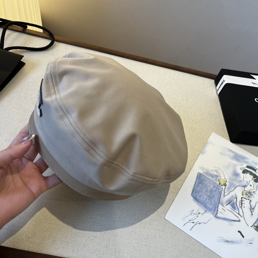 🆕

Chanel香奈儿新款贝雷帽 头围57cm