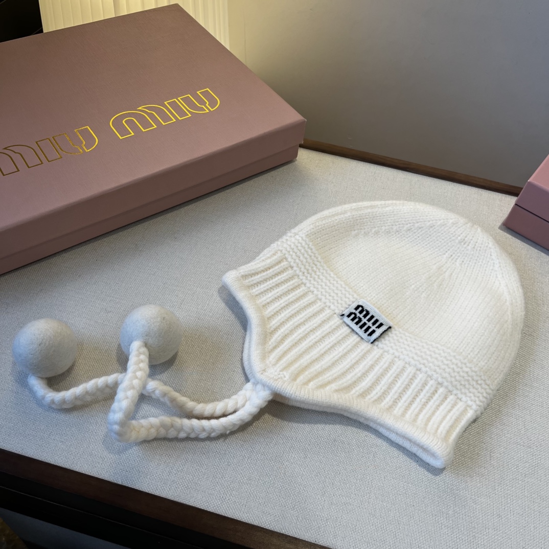 🆕

缪缪针织毛线帽、护耳帽