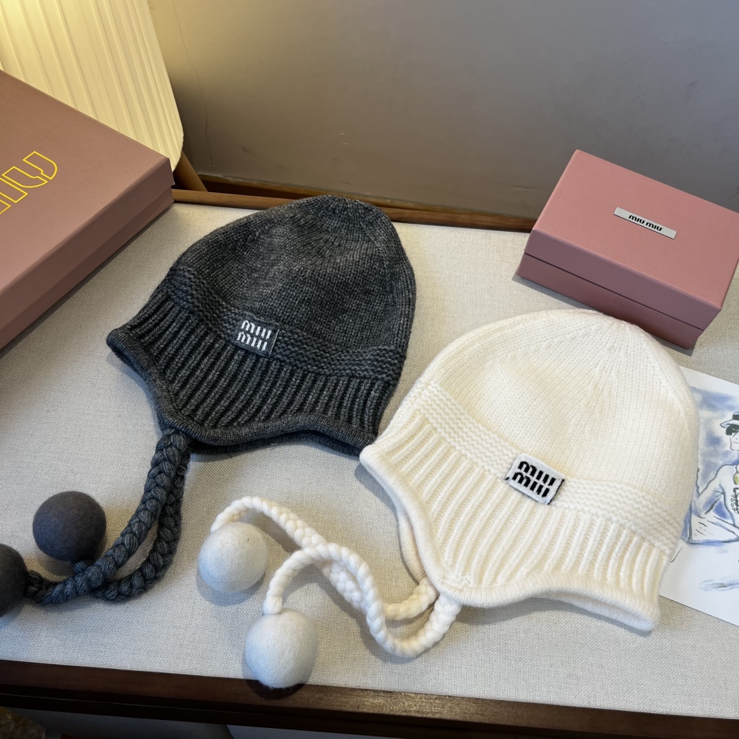 🆕

缪缪针织毛线帽、护耳帽