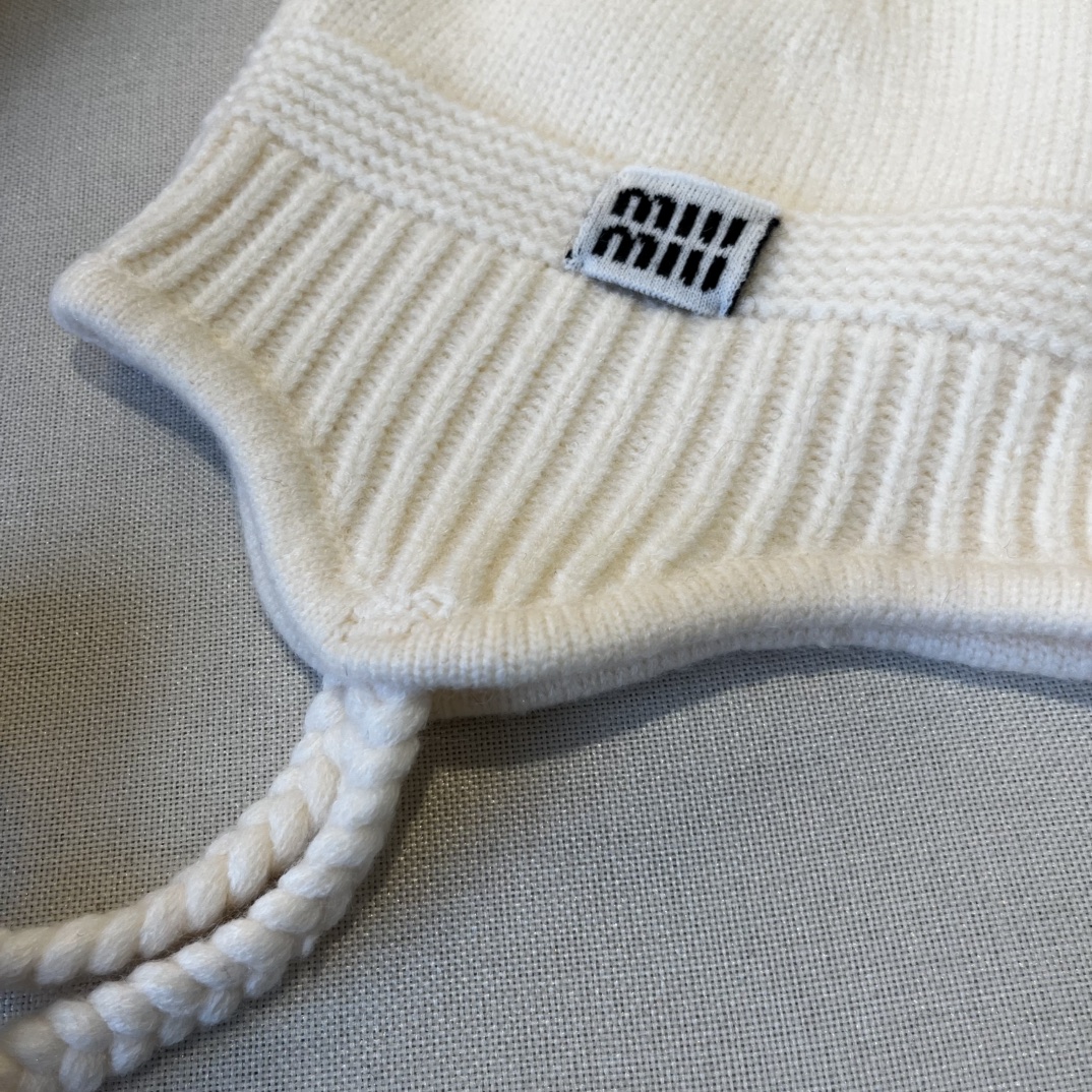 🆕

缪缪针织毛线帽、护耳帽