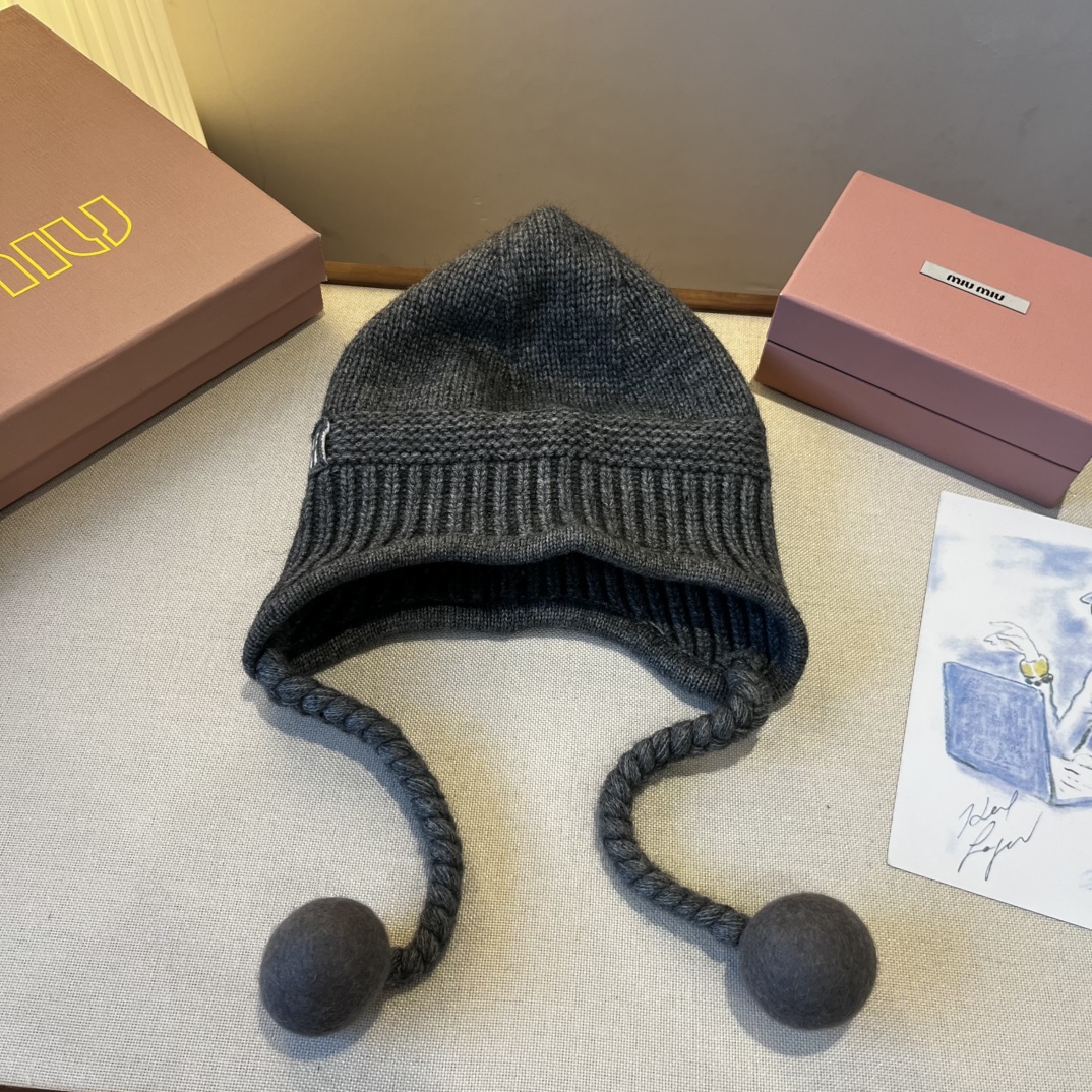 🆕

缪缪针织毛线帽、护耳帽