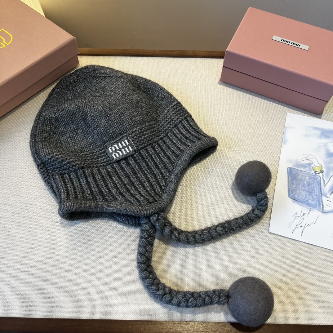 🆕

缪缪针织毛线帽、护耳帽