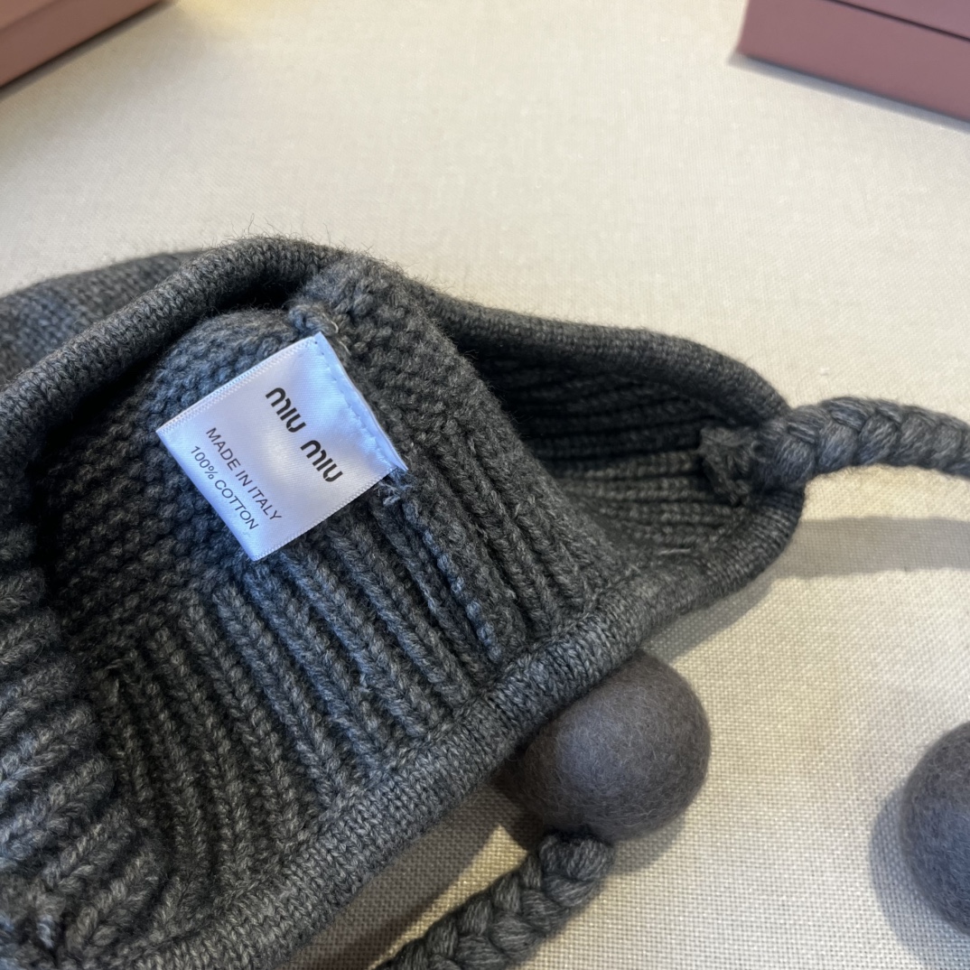 🆕

缪缪针织毛线帽、护耳帽