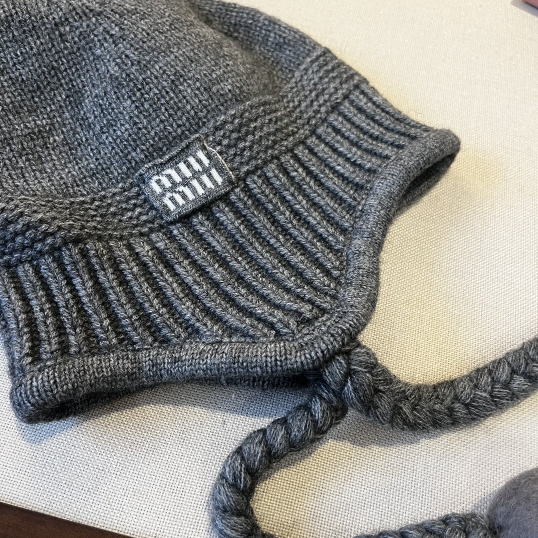 🆕

缪缪针织毛线帽、护耳帽