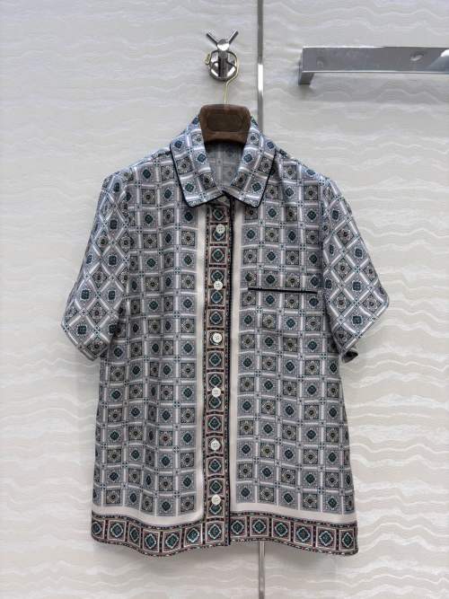 Elegant Women's Silk Short Sleeve Shirt with Geometric Print - S to XL 1 Elegant Women's Silk Short Sleeve Shirt with Geometric Print - S to XL