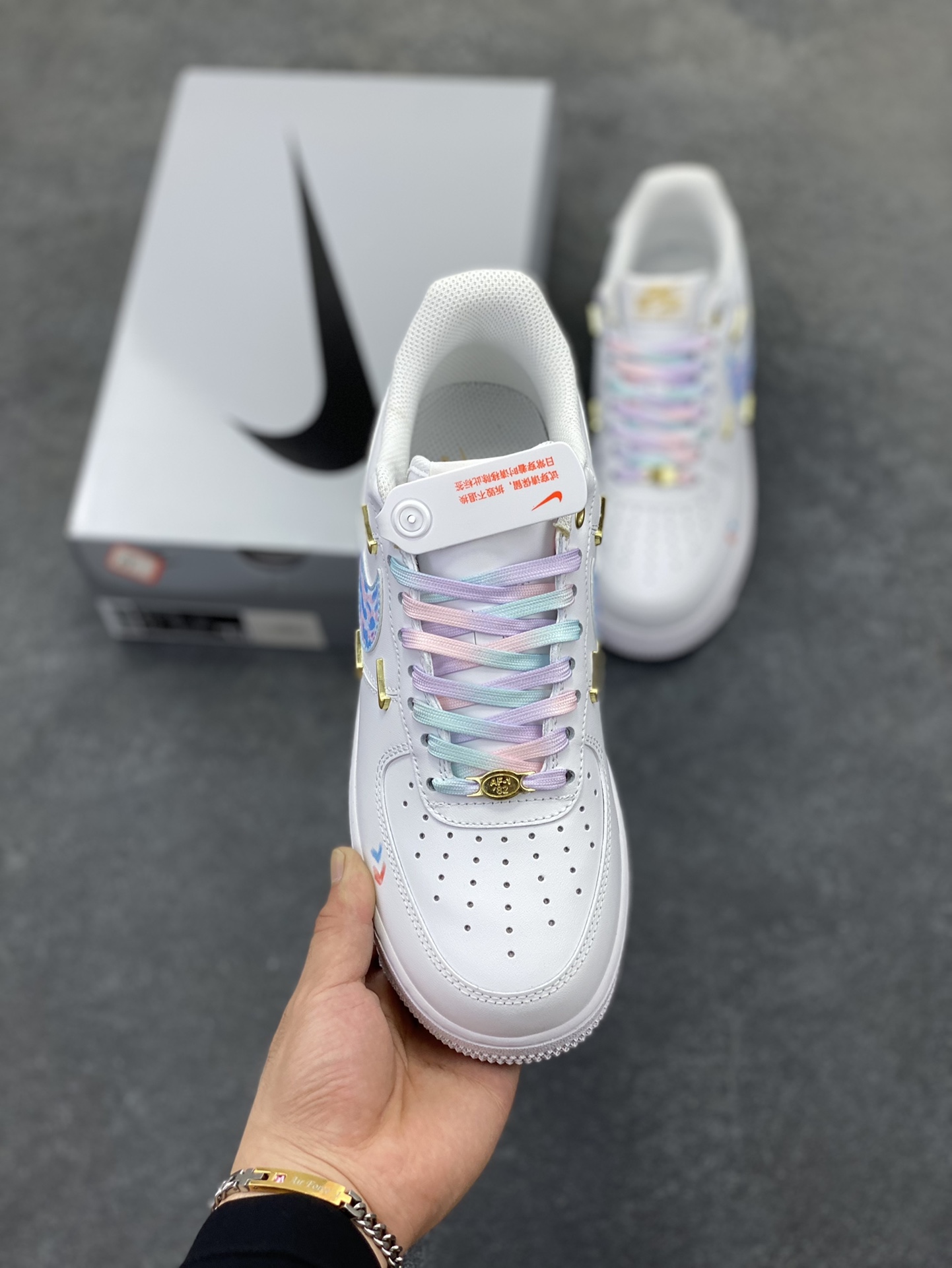 图片[2]-Nike Air Force 1 Low’07 四勾莫奈印象 空军一号低帮休闲板鞋 定制皮料 定制鞋盒 原楦原纸板 纯正空军版型 内置全掌气垫 货号：ZH0316-105 尺码：36 36.5 37.5 38 38.5 39 40 40.5 41 42 42.5 43 44 44.5 45-选品中心