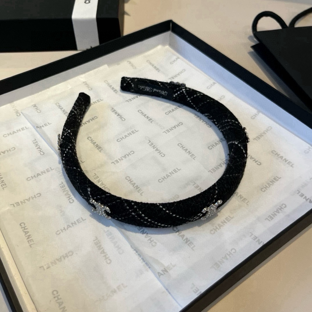 🆕

Celine赛琳新款发箍