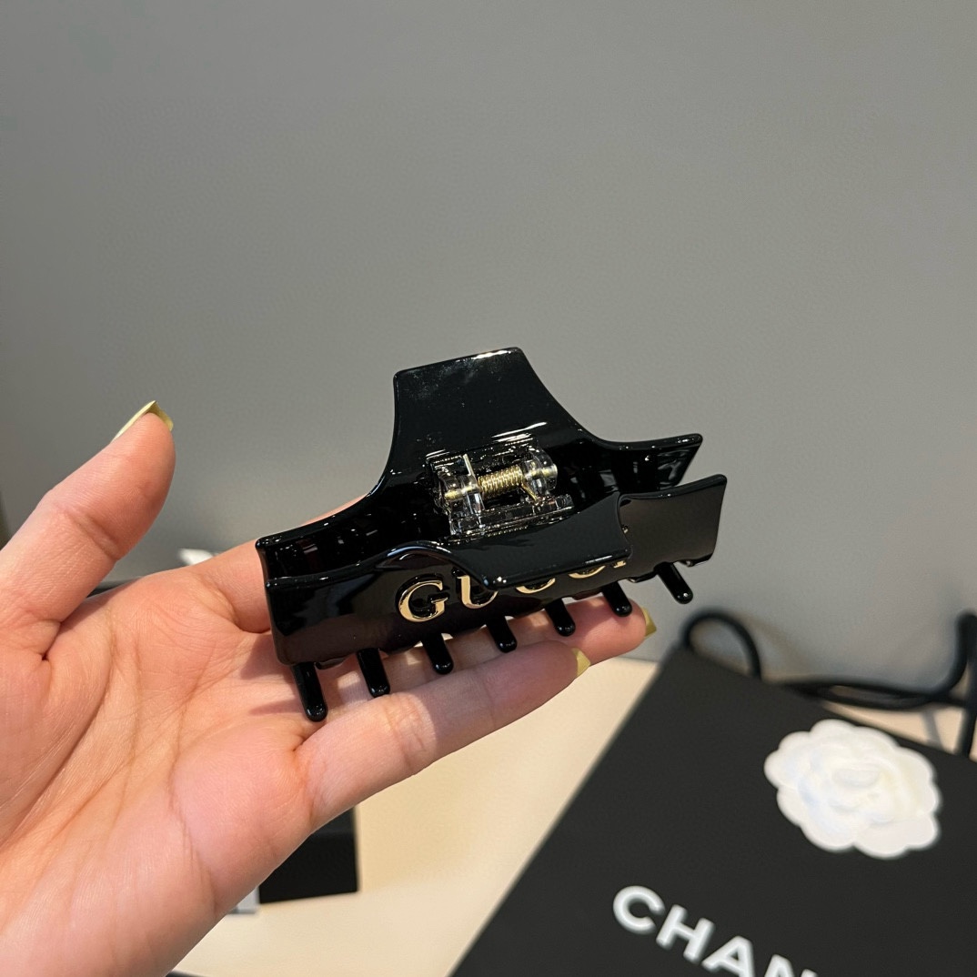 🆕

Gucci古奇新款发夹
