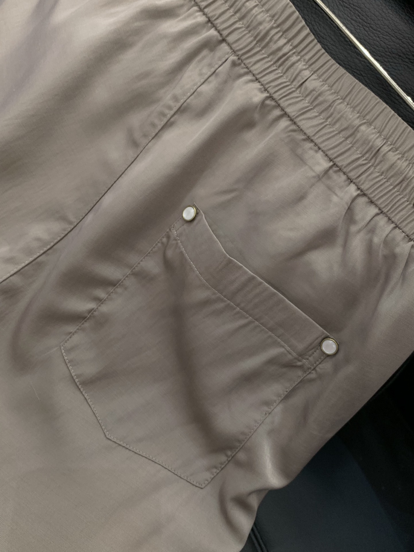 裤子，LouisVuitton 路易威登，2025秋季最新款，专柜同步有售，原单狠货，时尚休闲连帽套装，