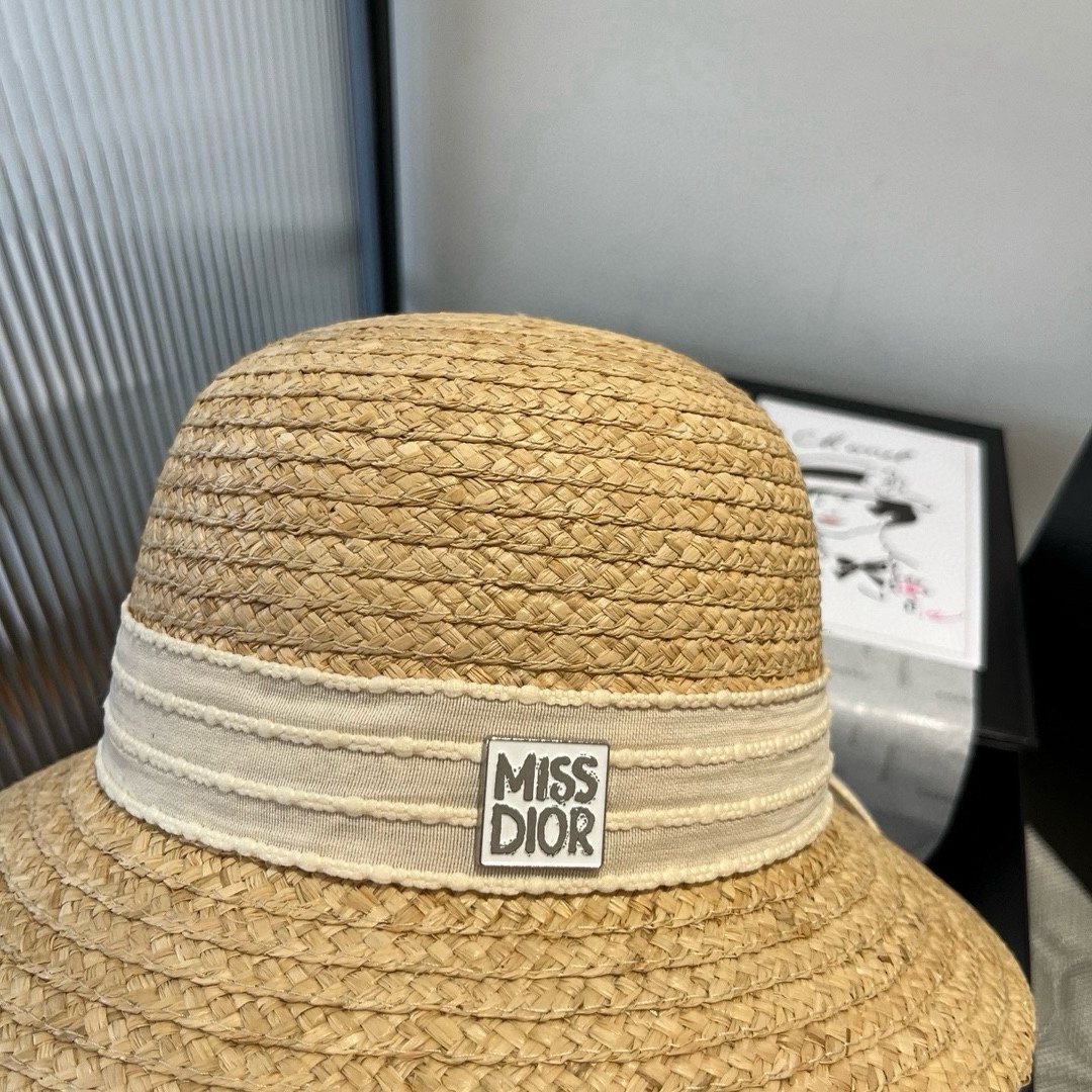 🆕
Dior冬奥2025夏款礼帽，草帽，小清新 头围57cm