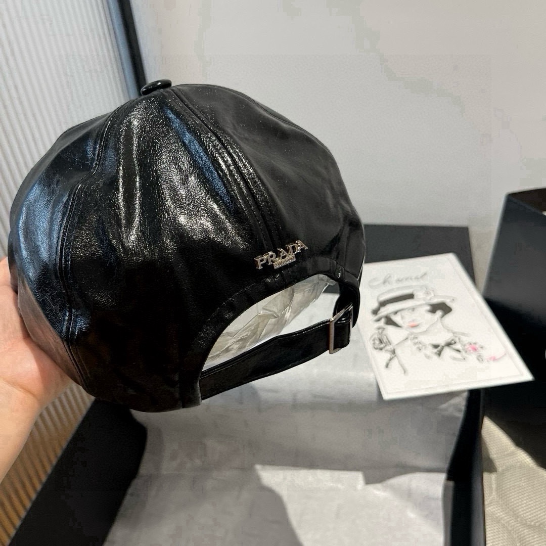 🆕

普拉达新款前进帽，高端定，头围57cm