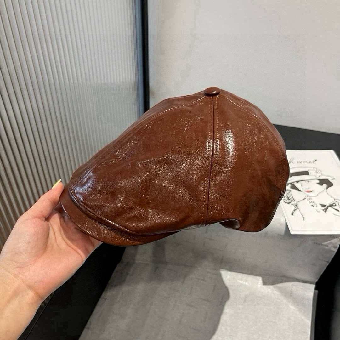 🆕

普拉达新款前进帽，高端定，头围57cm