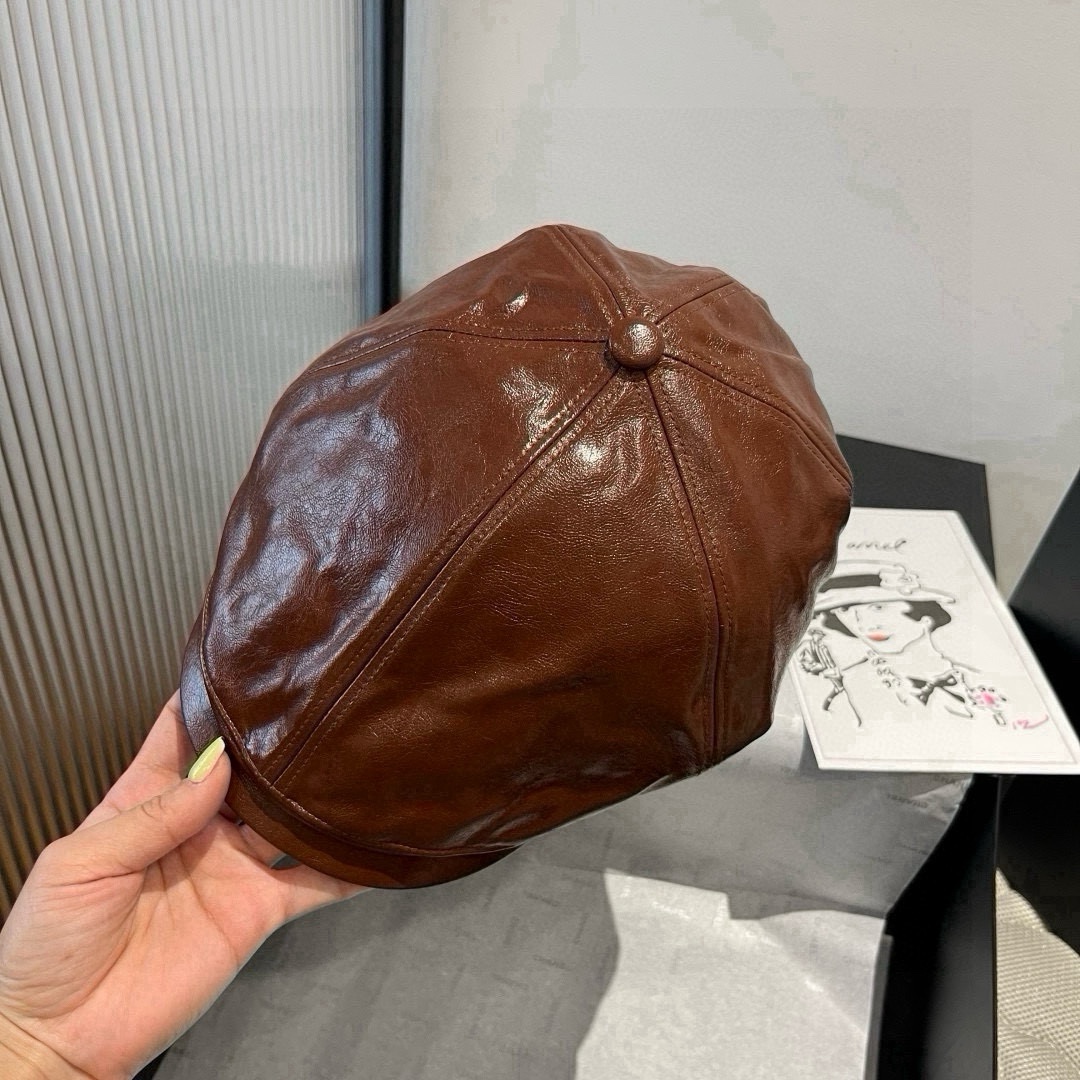 🆕

普拉达新款前进帽，高端定，头围57cm