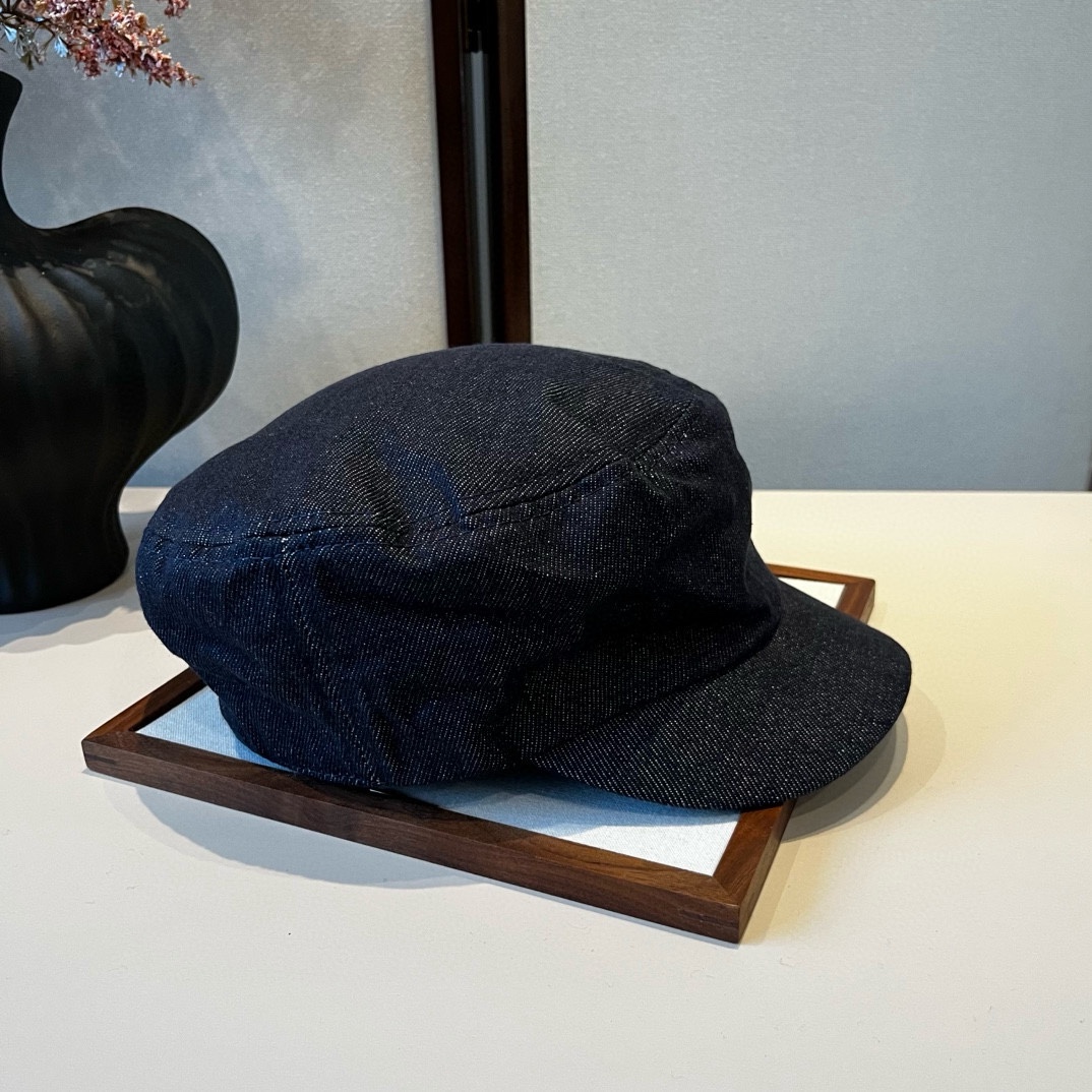 🆕

Lv路易斯新款鸭舌画家帽，头围57cm