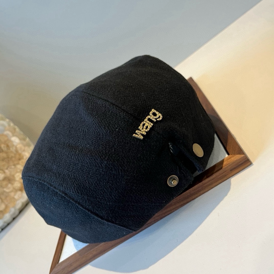 🆕
亚历山大王前进鸭舌帽，棉麻面料，轻盈百搭