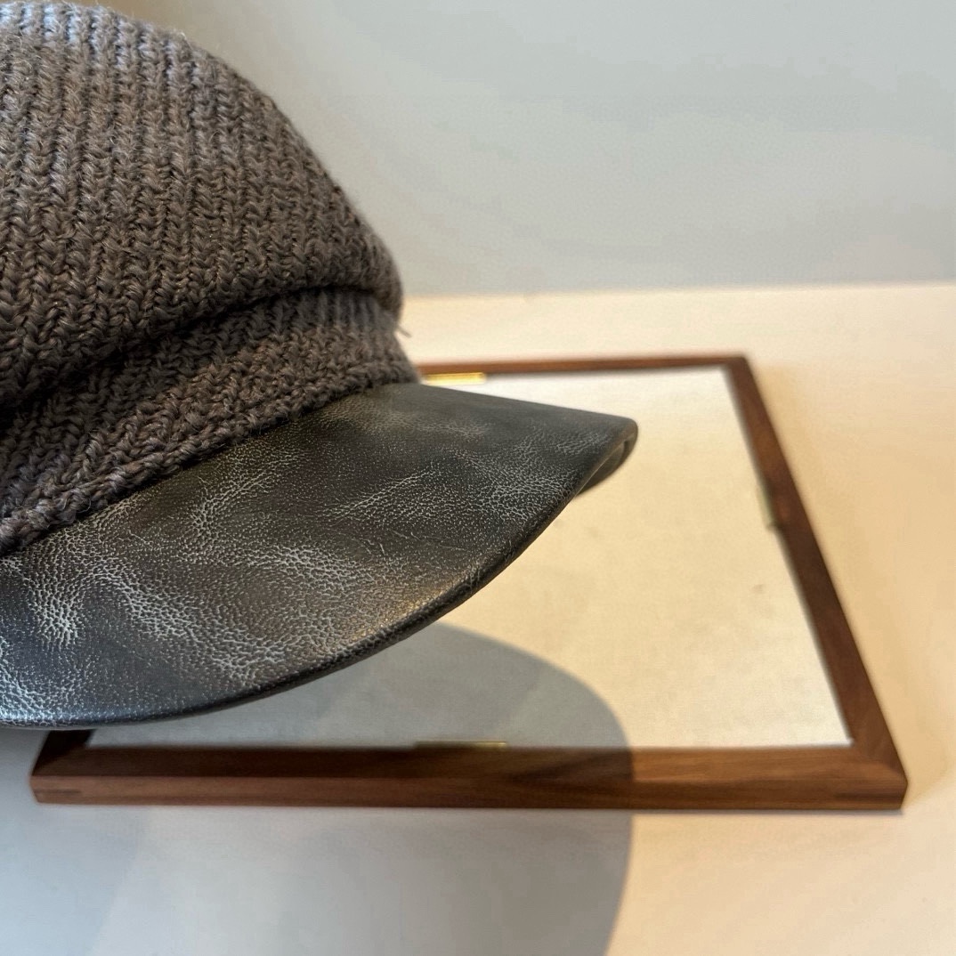 🆕

Gucci古奇新款鸭舌画家帽，头围57cm