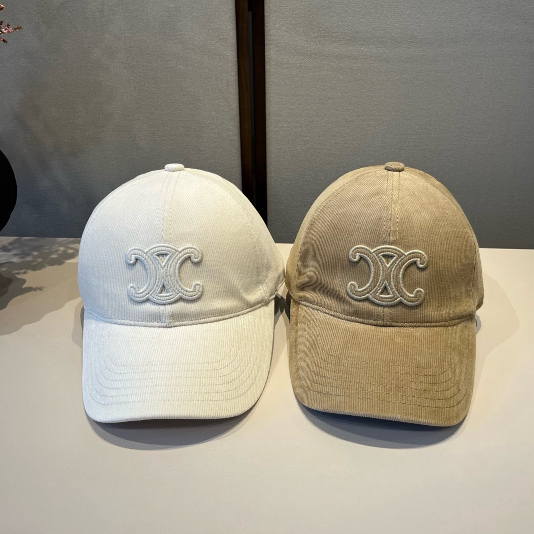 🆕

Celine赛琳新款鸭舌帽,灯芯绒鸭棒球帽