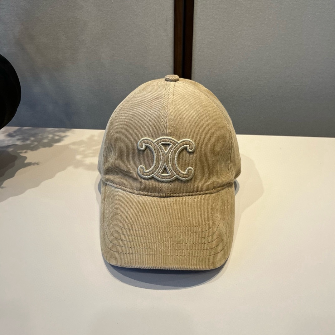 🆕

Celine赛琳新款鸭舌帽,灯芯绒鸭棒球帽