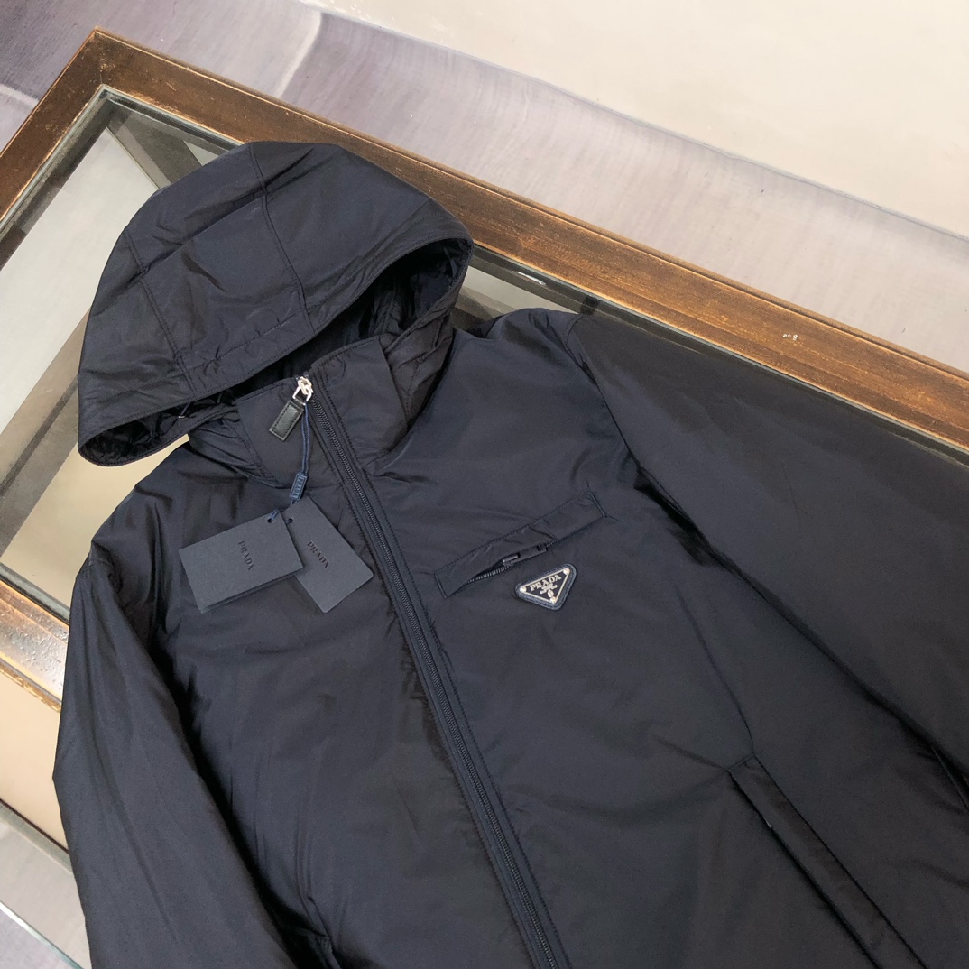Пуховик Prada 25 re-nylon 95 — photo 4