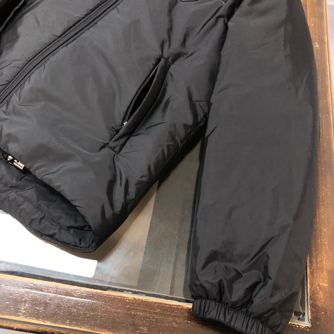 Prada down jacket PRADA 25 New re-nylon, 95 — photo 5