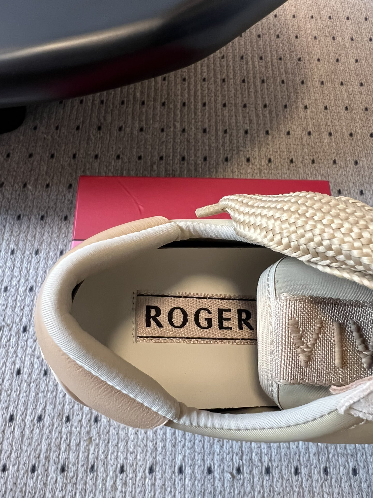 Roger Vivie* 25ss 新款德训休闲鞋 注重舒适度的宝子一定要留这款！莞产版本，原版开发，版